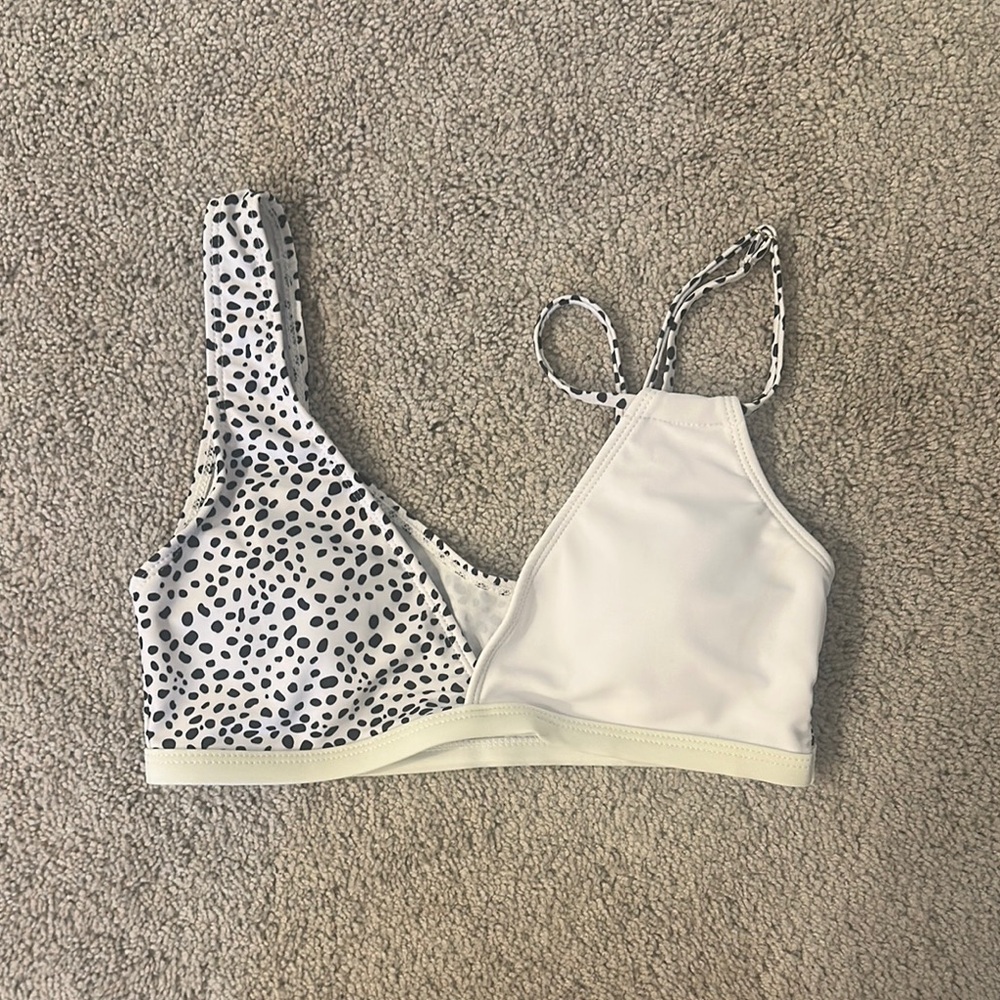Black and White Spotted Sports Bra
